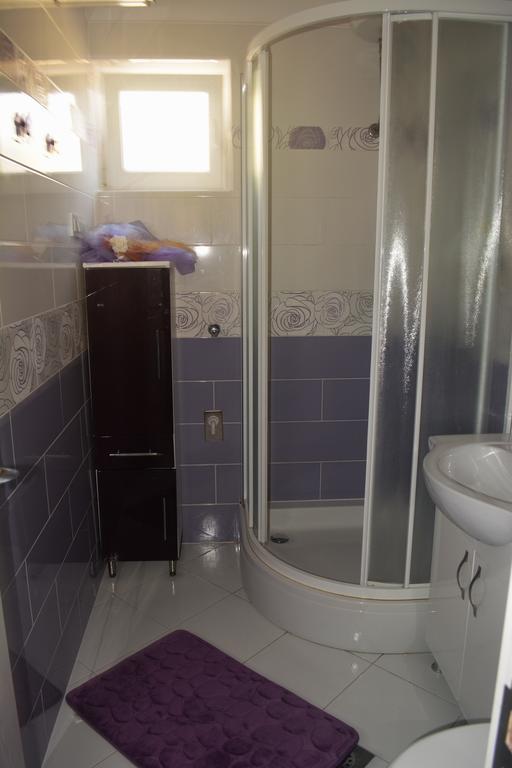 Apartment Vesna Ровини Екстериор снимка